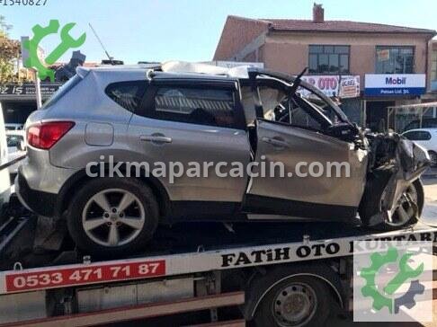 Nissan Qashqai Marşbiyel Kaplaması çıkma parça