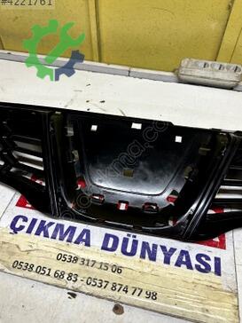 Nissan Qashqai Ön Panjur 62310BR00A çıkma parça