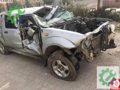 Nissan Skystar MP3 Çalar çıkma parça