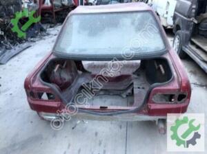 Nissan Sunny Arka Kıç Komple