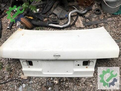 Nissan Sunny Bagaj Kapağı 1990-1995 çıkma parça