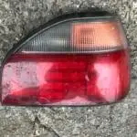 Nissan sunny stop lambası sağ Heşbek N14