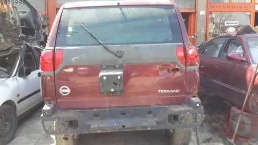 Nissan Terrano Bagaj Kapağı çıkma parça