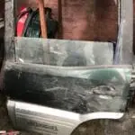 Nissan Terrano sol arka kapı