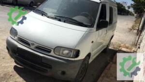 Nissan vanetta çamurluk