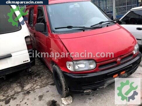 Nissan Vanetto Su Radyatörü çıkma parça