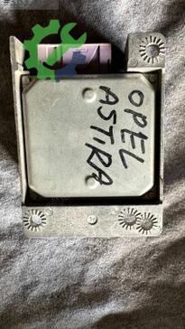 Opel Astra Airbag Beyni (SRS) 90562544 çıkma parça