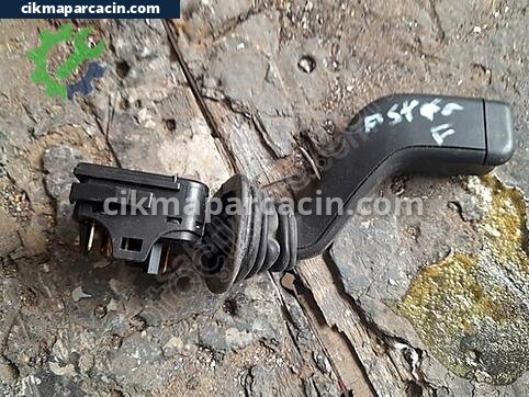 Opel Astra Silecek Kolu çıkma parça