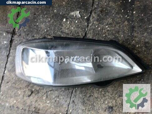 Opel Astra Sağ Ön Far çıkma parça