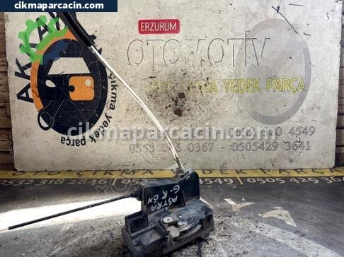 Opel Astra Sağ Ön Kapı Kilidi çıkma parça