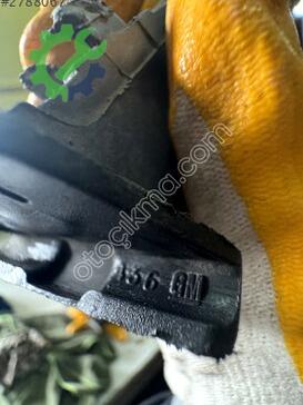 Opel Astra Tampon Alt Izgara 09132136 çıkma parça