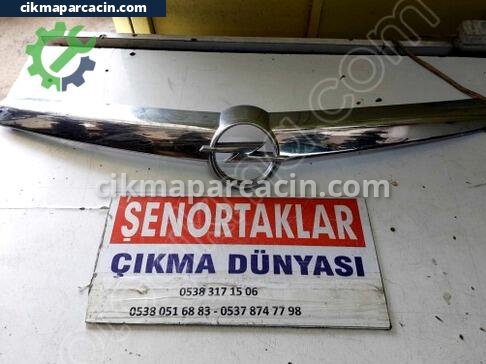 Opel Astra Ön Panjur çıkma parça