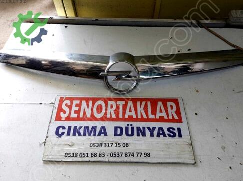 Opel Astra Ön Panjur çıkma parça