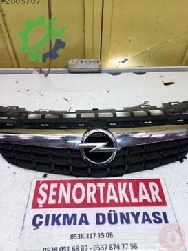 Opel Astra Ön Panjur 13264451 çıkma parça