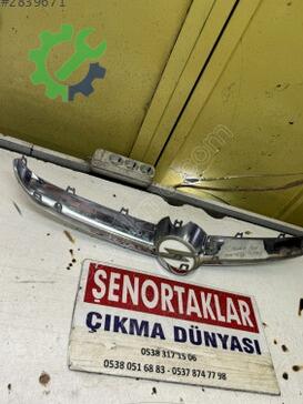 Opel Astra Ön Panjur 13368852 çıkma parça