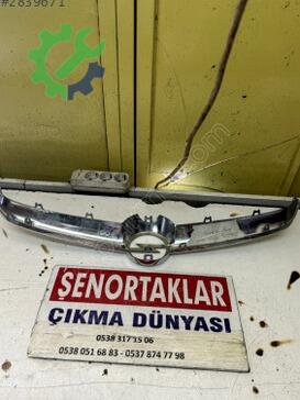 Opel Astra Ön Panjur 13368852 çıkma parça