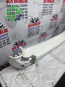 Peugeot Partner Arka Tampon 981674477 çıkma parça