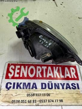 Opel Corsa Sol Ön Far 90444784 çıkma parça