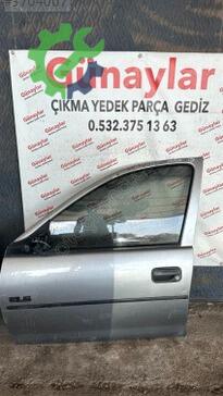 Opel Corsa Sol Ön Kapı çıkma parça