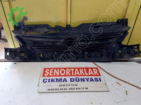 Opel Corsa Ön Panjur 13120824 çıkma parça