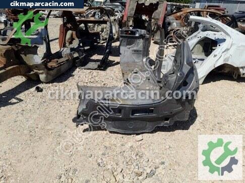 Opel Corsa Oto Teybi çıkma parça
