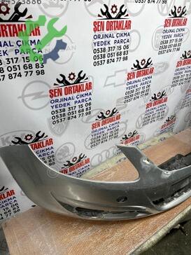 Opel Corsa Ön Tampon 13211462 çıkma parça