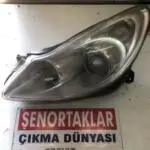 Opel Corsa Sol Ön Far çıkma parça - ŞEN ORTAKLAR ÇIKMA PARÇA Sakarya
