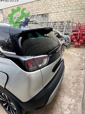 Opel Crossland Bagaj Kapağı çıkma parça