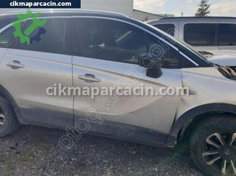 Opel Crossland Sağ Ön Kapı çıkma parça