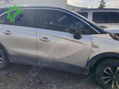 Opel Crossland Sağ Ön Kapı çıkma parça