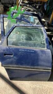 OPEL VECTRA A SAĞ ARKA KAPI