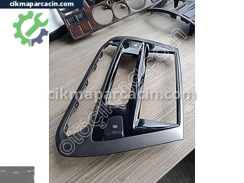 Peugeot 301 Orta Konsol çıkma parça