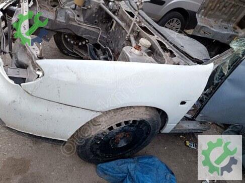 Nissan Primera Çamurluk çıkma parça