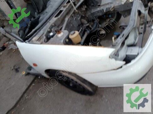 Nissan Primera Çamurluk çıkma parça