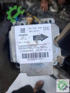 Çıkma Orijinal Airbag Beyni (SRS) Opel Omega 90565938