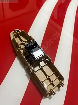 BMW 3 Serisi Cam Düğmesi 9208107 çıkma parça