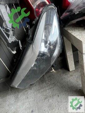 BMW 5 Serisi Far çıkma parça