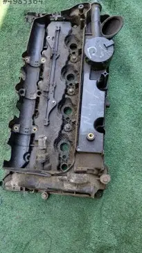 BMW 1 Serisi Külbütör Kapağı çıkma parça