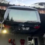 BMW X1 Bagaj Kapağı Çıkma