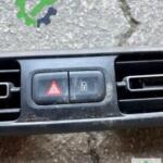 Citroen Berlingo Flaşör Düğmesi Çıkma