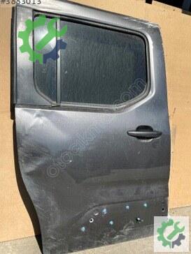 Citroen Berlingo Sağ Sürgülü Kapı çıkma parça