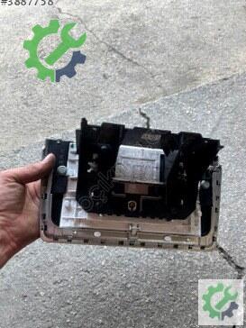 Citroen Berlingo Teyp çıkma parça