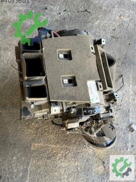 Citroen C4 Kalorifer Kutusu çıkma parça