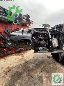 Citroen C4 Sağ Arka Çamurluk çıkma parça