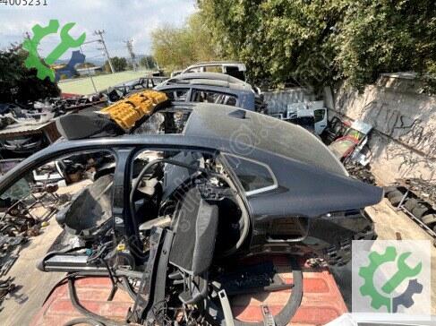 Citroen C4 Sol Arka Çamurluk çıkma parça