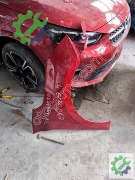 Opel Corsa Sağ Çamurluk çıkma parça