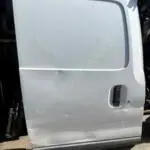 Dacia Pickup Sağ Arka Kapı Çıkma