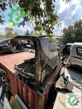 Dacia Lodgy Sağ Arka Çamurluk çıkma parça