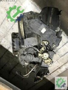 Orijinal Dacia Logan Kalorifer Kutusu Çıkma