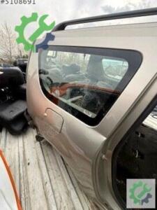 Çıkma Orijinal Sağ Arka Çamurluk Dacia Logan